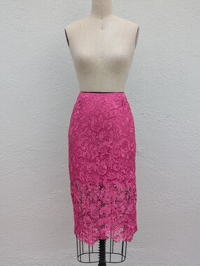 Bisou Bisou Fuchsia Lace Pencil Skirt Size Small - Date Night Dreamy!💕
